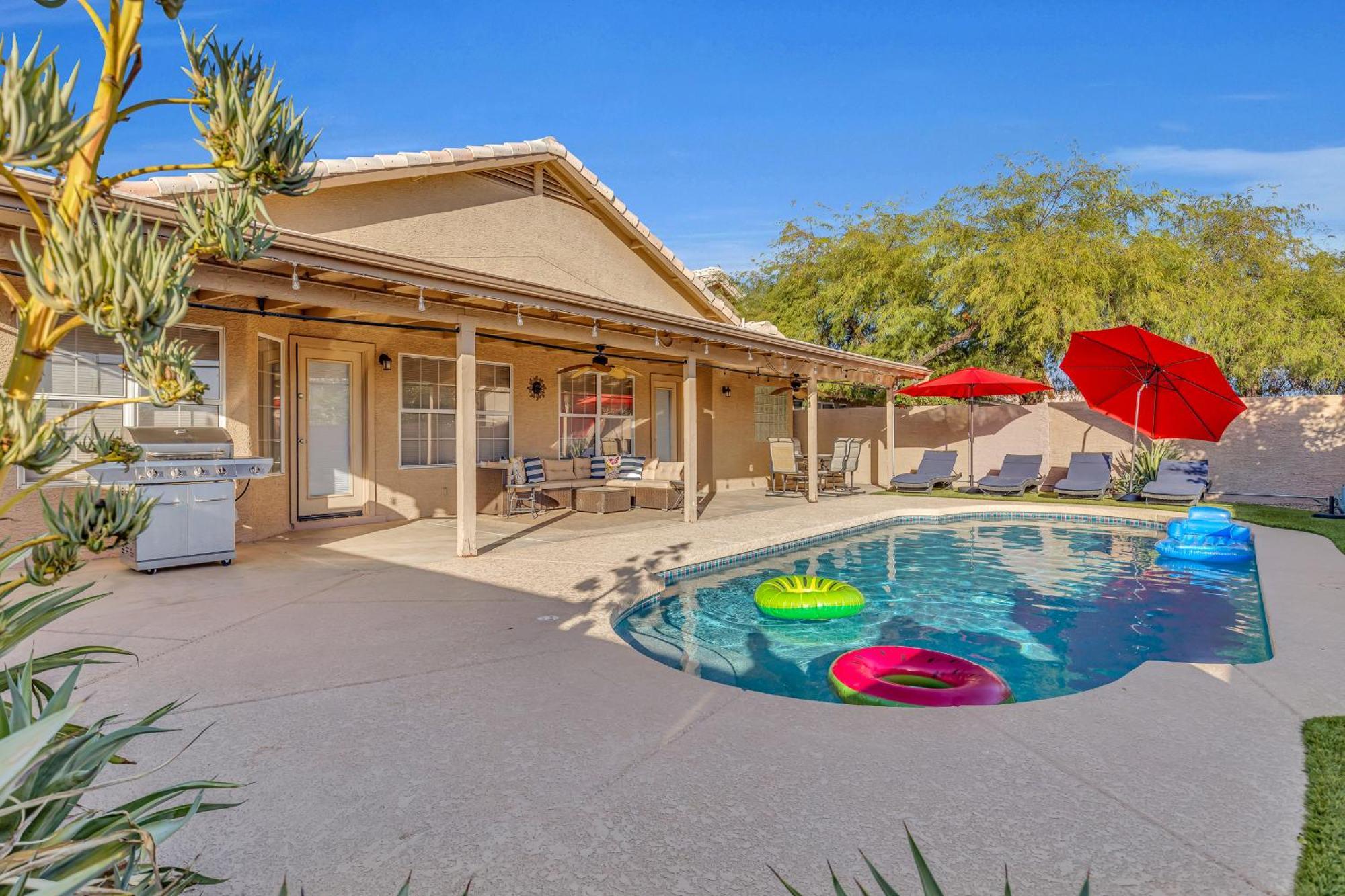 Luxe Phoenix Getaway Exterior photo