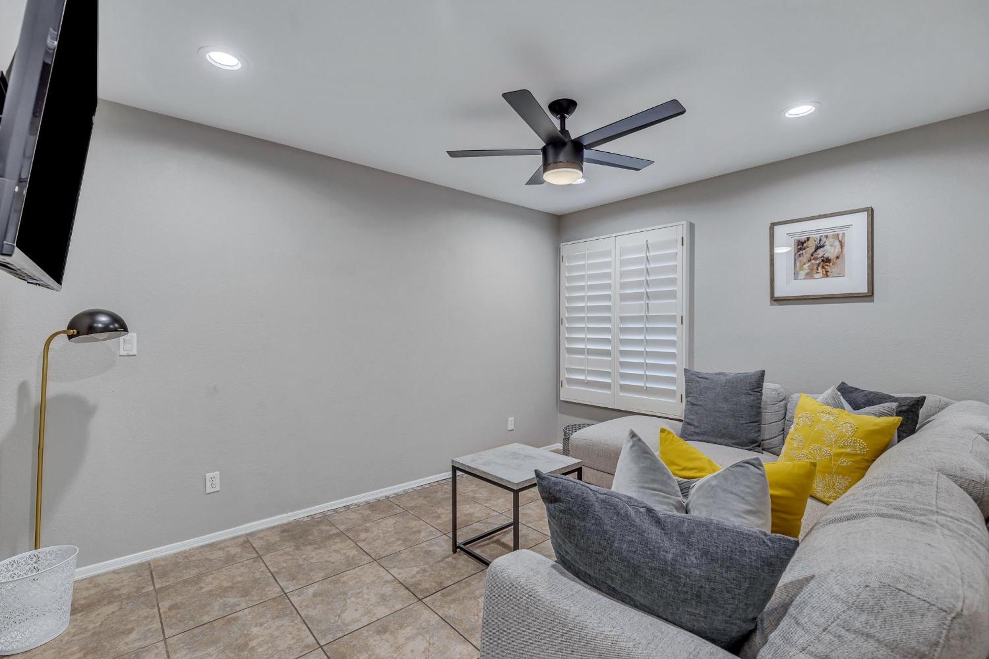 Luxe Phoenix Getaway Exterior photo